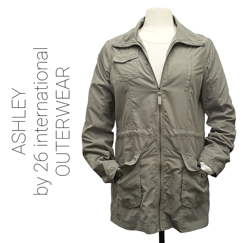 Zippered Windbreaker with Pockets & Drawstring Waist | Green Grey | Small